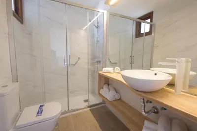 Un baño de Alsol Las Orquídeas