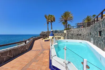 Piscina en o cerca de Roca del Mar 7 by VillaGranCanaria