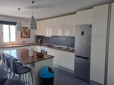 Una cocina o zona de cocina en Bright