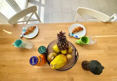 Comida en o cerca de este apartamento