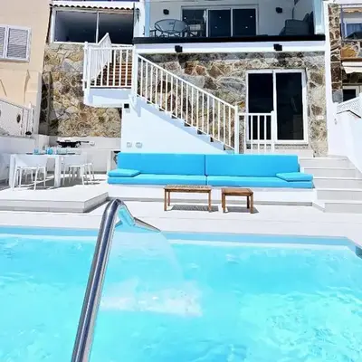 Exclusive villa with heated saltwater pool