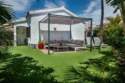 Jardín al aire libre en Happy scape bungalow with relaxing garden