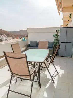 Un balcón o terraza de Cozy apt pool&tennis