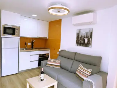 Una cocina o zona de cocina en White Sand Holiday Home