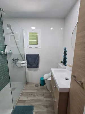 Un baño de The Sunflower