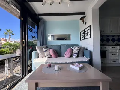 Zona de estar de Bungalow in the heart of Arguineguín 2