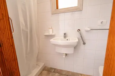 Un baño de Oasis Holycan - by Gestión Vacacional Canarias