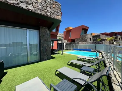 Piscina en o cerca de Green 14 Ocean view retreat by CanaryScape