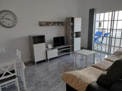Una televisión o centro de entretenimiento en Casa Esperanza