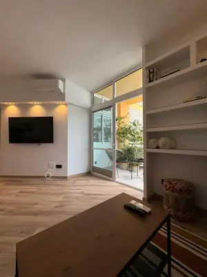 Una televisión o centro de entretenimiento en 29 razones para quedarte