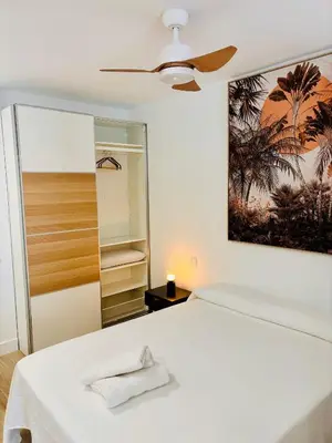 Cama o camas de una habitación en Playa de las Canteras- Albareda 1