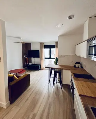 Una cocina o zona de cocina en Playa de las Canteras- Albareda 1