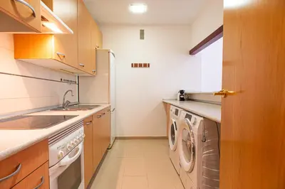 Una cocina o zona de cocina en Moderno Apartamento a 5 Min de la Playa Canteras