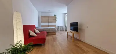 Una televisión o centro de entretenimiento en Estudio Canteras Beach