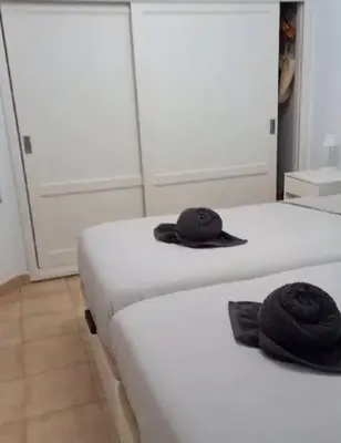Cama o camas de una habitación en EL CARDENAL Casa Lise Playa del Cura