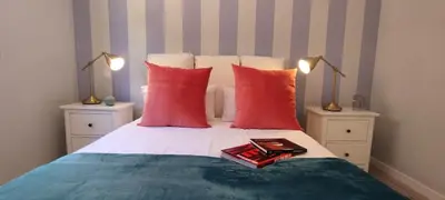 Cama o camas de una habitación en Cosy Apartment at Sardina Beach