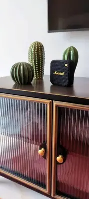 Una televisión o centro de entretenimiento en Casa Las Plataneras