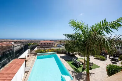 Piscina en o cerca de Private Villa with three separate apartments