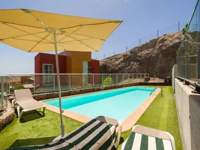 Piscina en o cerca de Green 9 the Dream Villa with pool and views by CanaryScape