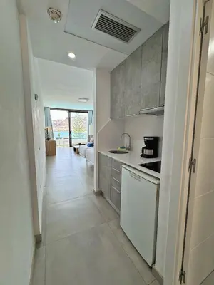 Una cocina o zona de cocina en Sea View Cura Marina 415