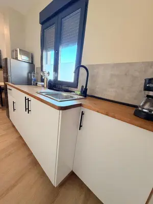 Una cocina o zona de cocina en Apartamentos NICE CENTRAL BUILDING