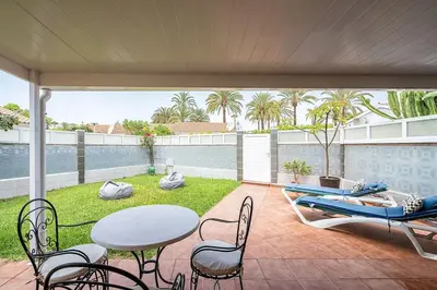Un balcón o terraza de Bungalow en Maspalomas
