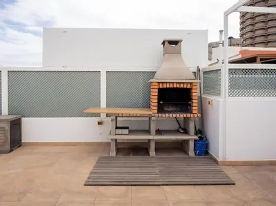 Barbacoa disponible para clientes en el apartamento