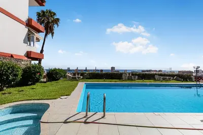 Piscina en o cerca de Urban Elegance View Suite Pool