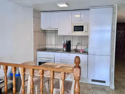 Una cocina o zona de cocina en Tamarán 404