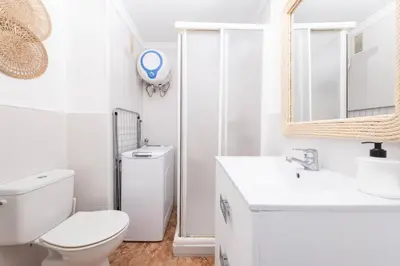 Un baño de Vistaplaya Sagasta 94