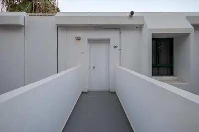 Plano de 2BR Terrace House - Pool & Solarium