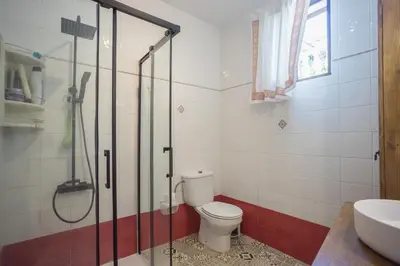Un baño de Casa Abuela - Pool House in the countryside