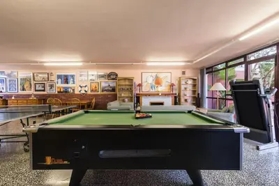 Plano de Magnífica villa con piscina y barbacoa