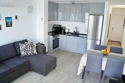 Una cocina o zona de cocina en Sunshine, Pool & Beach