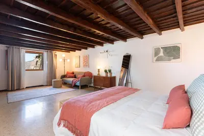 Cama o camas de una habitación en Vivelorural Casa Pepe vistas a la montaña, Tejeda