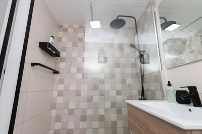 Un baño de Almodo Suite Puerto Rico