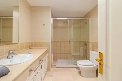 Un baño de El Valle Beach By Infinity Summer