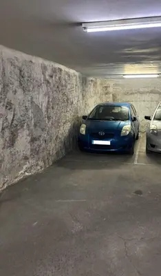 Plano de Álvaro Home con parking para turismo pequeño