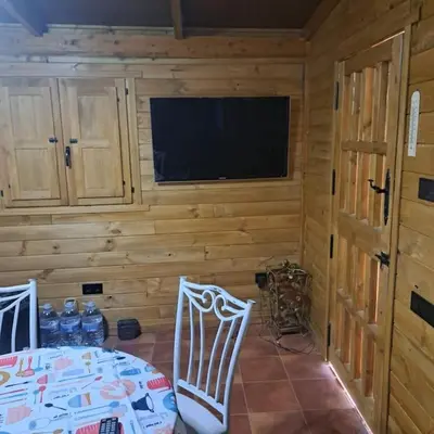 Una televisión o centro de entretenimiento en Finca El Retiro Arucas