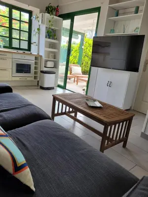 Una televisión o centro de entretenimiento en VV Sweet Flamboyan Playaflor 1 