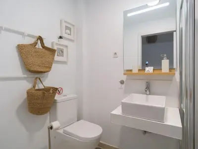Un baño de Las Canteras SeaLove