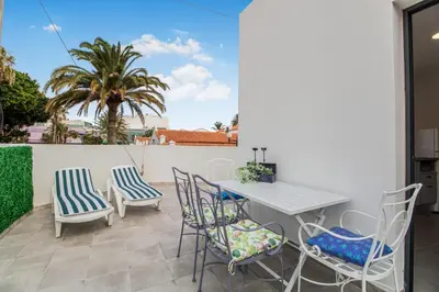 Un balcón o terraza de Telde City Loft With Solarium