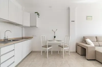 Una cocina o zona de cocina en Santa Claudia