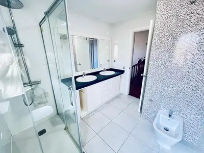 Un baño de Jardín del Atlántico