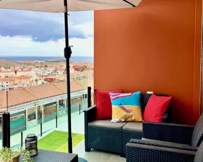Zona de estar de Casa Tucan - two bedrooms, heated pool, city and ocean views