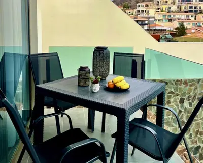 Piscina en o cerca de Casa Tucan - two bedrooms, heated pool, city and ocean views