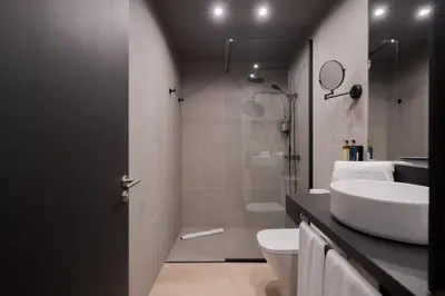 Un baño de Hotel LIVVO La Escarlata