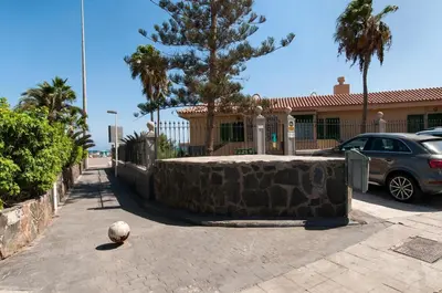 El barrio de los alrededores o un barrio cerca de este apartamento