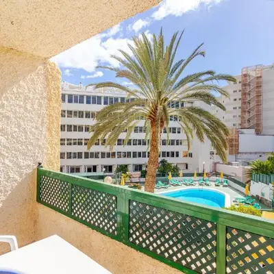 Flatguest Dunas - Balcony - Swimming pool