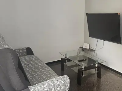 Una televisión o centro de entretenimiento en Canteras Centro Playa